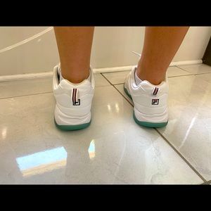 fila shoes with aqua bottoms